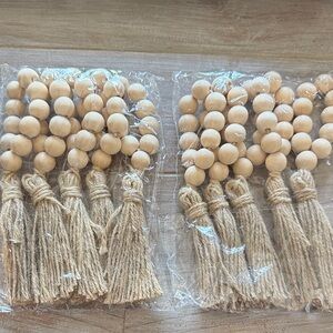 Wooden bead napkin rings - new!